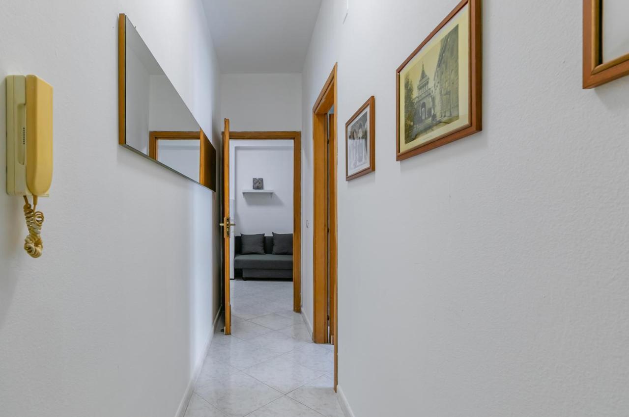Villa Malfitano And Lolli Station Apt With Terrace Palermo Exterior photo